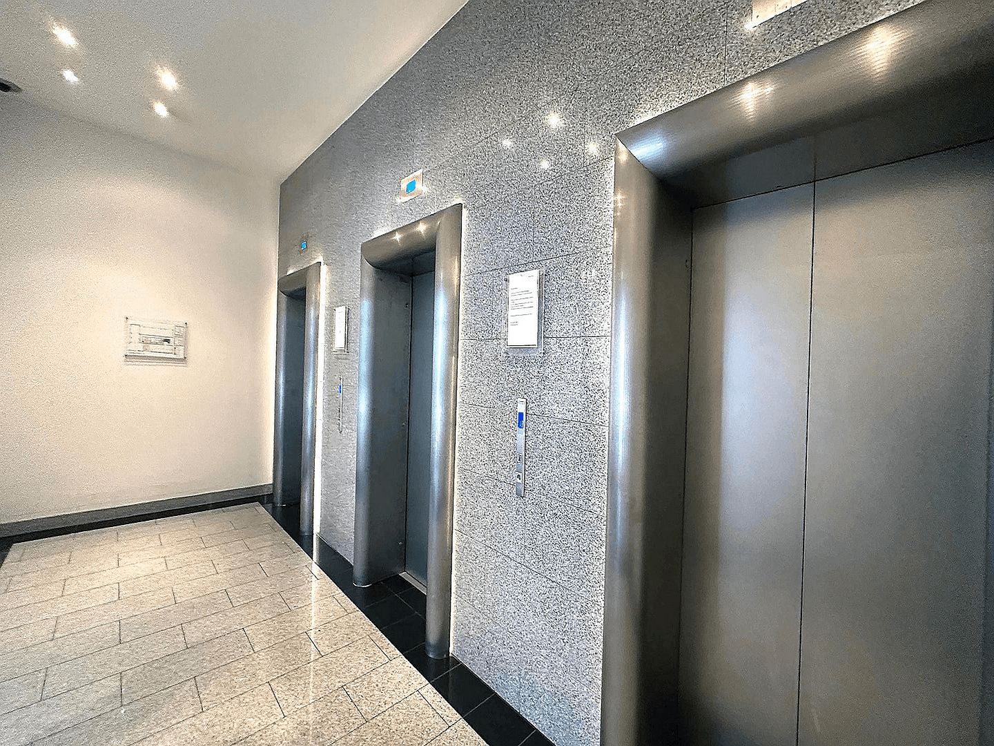 Prenájom bytu 2-izbový 55 m², Berlin, Berlín Prenájom bytu 2-izbový 55 m², Berlin, Berlín