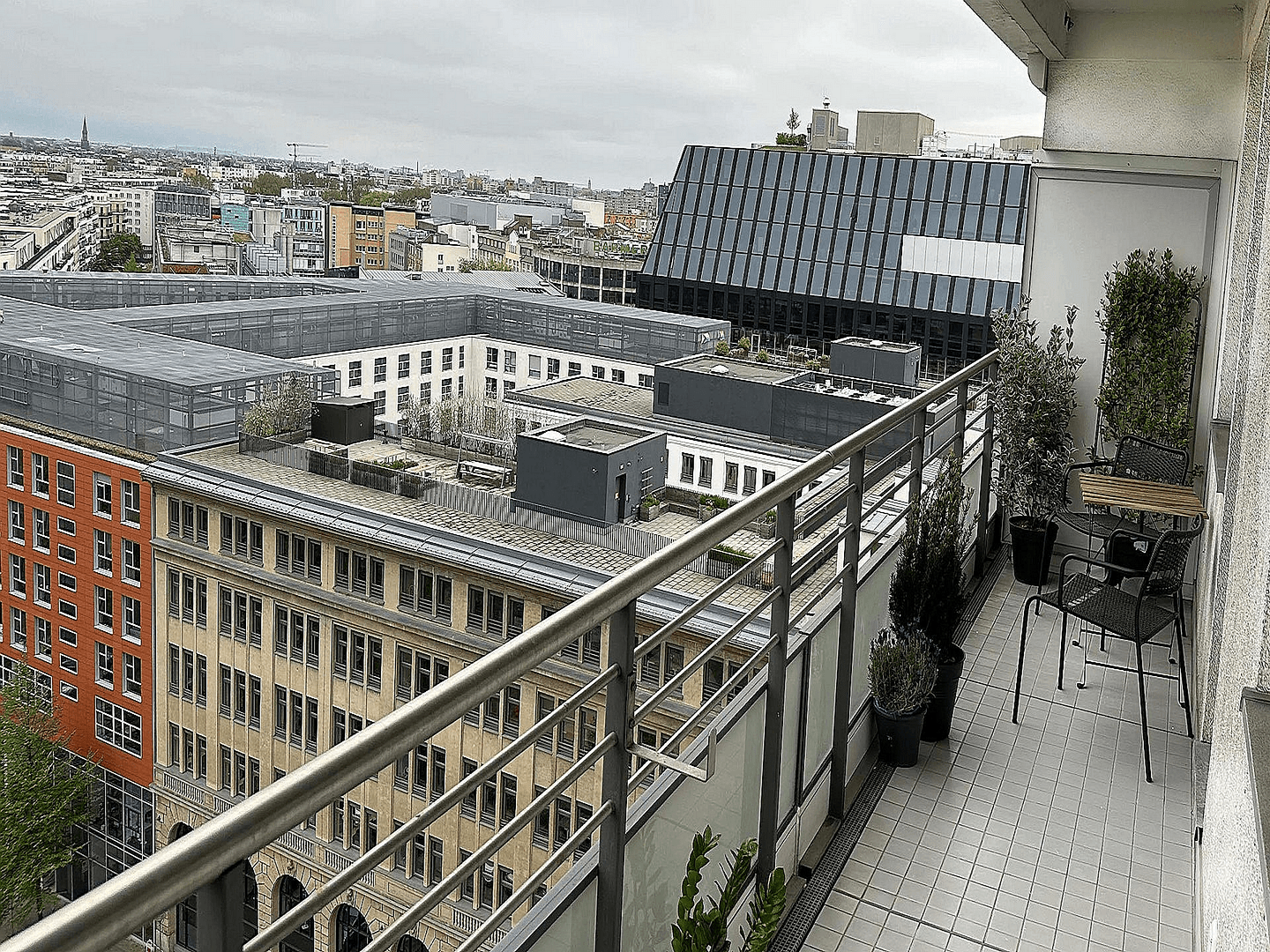 Prenájom bytu 2-izbový 55 m², Berlin, Berlín Prenájom bytu 2-izbový 55 m², Berlin, Berlín