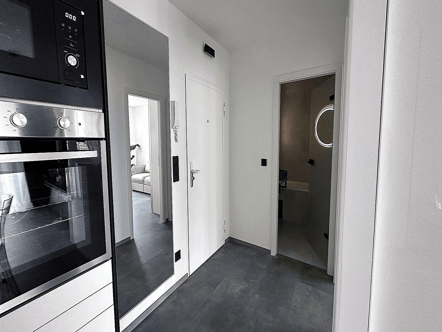 Prenájom bytu 2-izbový 55 m², Berlin, Berlín Prenájom bytu 2-izbový 55 m², Berlin, Berlín