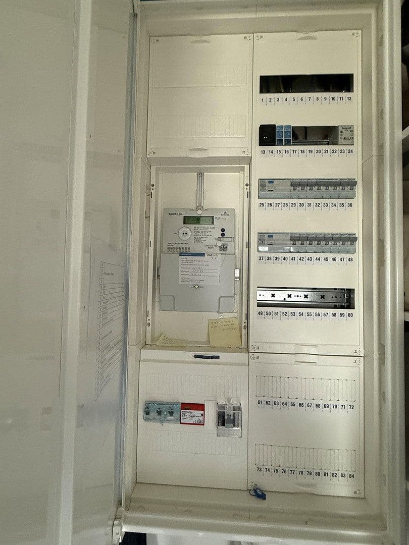 Predaj domu 128 m², pozemek 733 m², Roßfelde 12, Zetel, Dolné Sasko Predaj domu 128 m², pozemek 733 m², Roßfelde 12, Zetel, Dolné Sasko