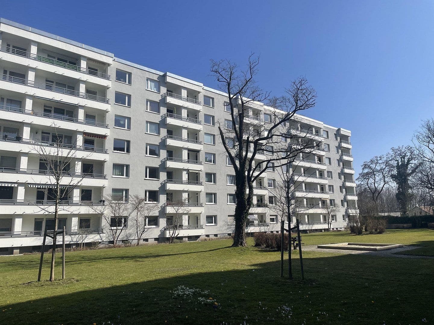 Prenájom bytu 2-izbový 56 m², Denninger Str. 218, München, Bavorsko Prenájom bytu 2-izbový 56 m², Denninger Str. 218, München, Bavorsko
