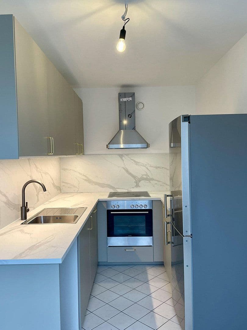 Prenájom bytu 2-izbový 56 m², Denninger Str. 218, München, Bavorsko Prenájom bytu 2-izbový 56 m², Denninger Str. 218, München, Bavorsko