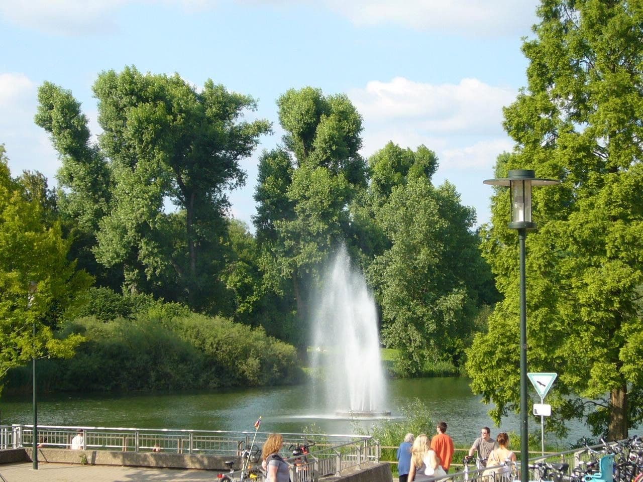 Prenájom bytu 1-izbový 54 m², Hauptstraße 182, Köln, Severné Porýnie - Westfálsko Prenájom bytu 1-izbový 54 m², Hauptstraße 182, Köln, Severné Porýnie - Westfálsko