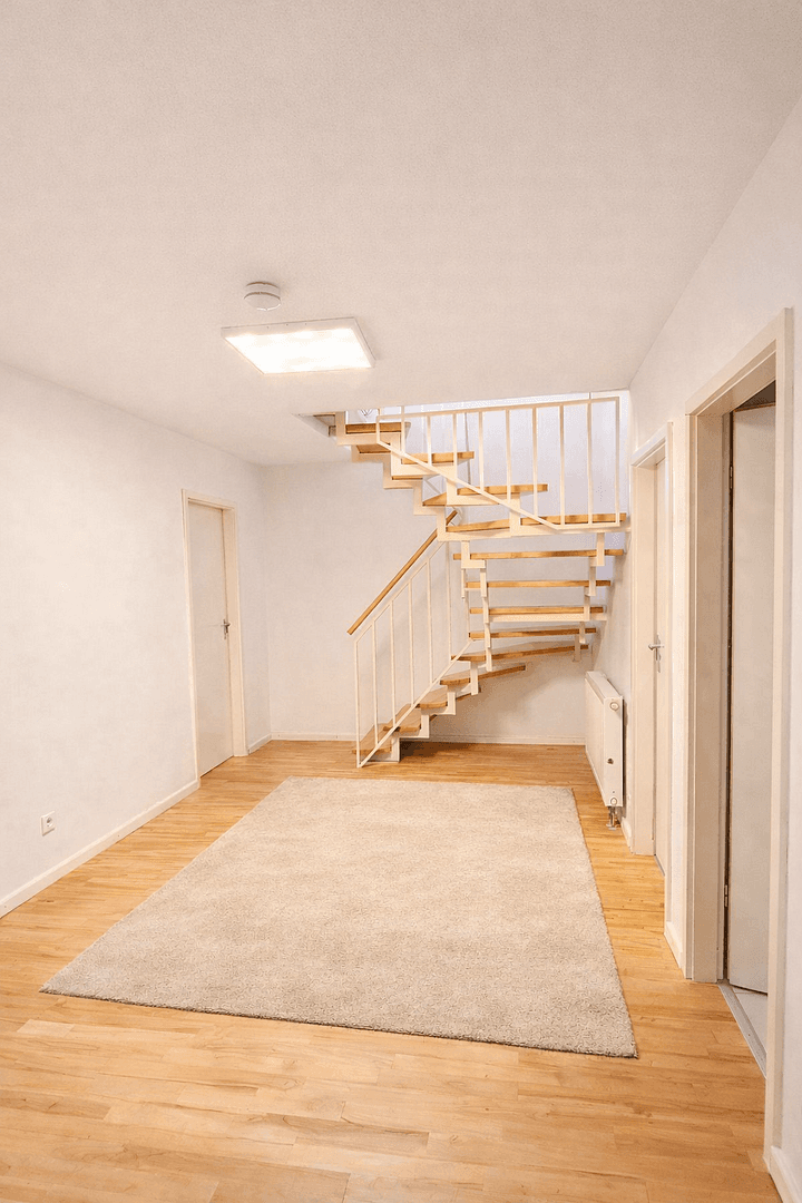 Predaj domu 210 m², pozemek 423 m², Schwabach, Bavorsko Predaj domu 210 m², pozemek 423 m², Schwabach, Bavorsko