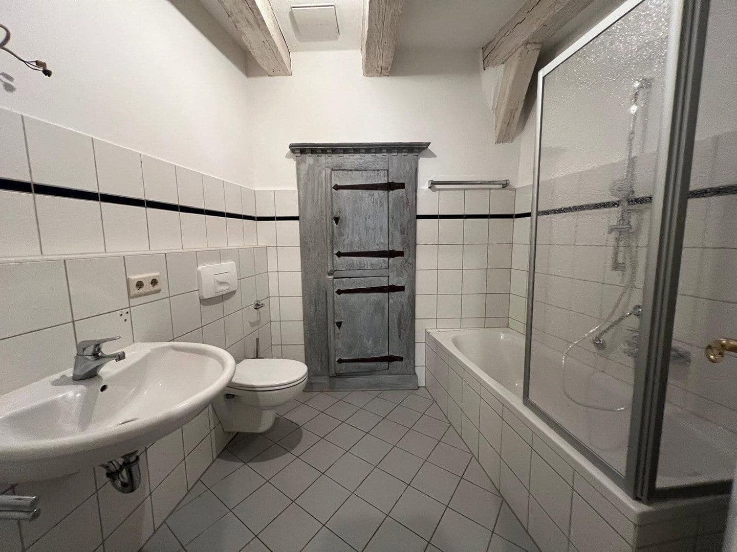 Prenájom bytu 3-izbový 90 m², Karolinenstraße 17, Bamberg, Bavorsko Prenájom bytu 3-izbový 90 m², Karolinenstraße 17, Bamberg, Bavorsko