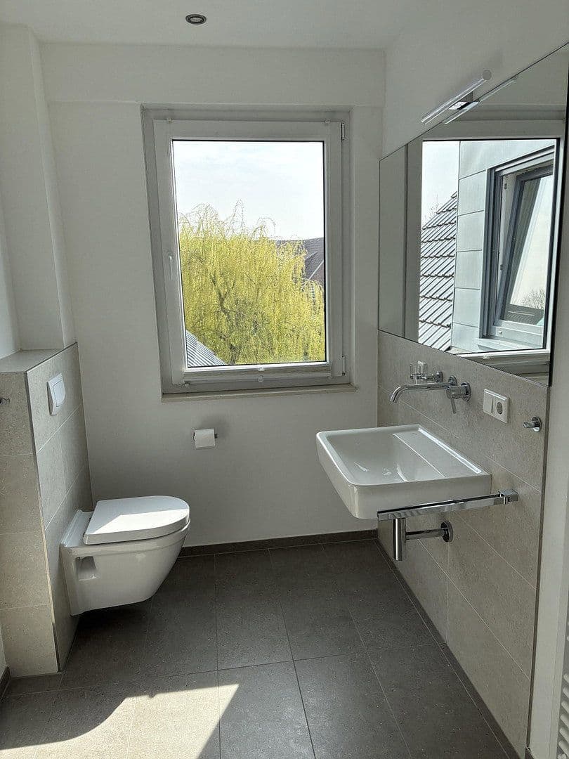 Prenájom bytu 4-izbový 123 m², Stadtlohn, Severné Porýnie - Westfálsko Prenájom bytu 4-izbový 123 m², Stadtlohn, Severné Porýnie - Westfálsko