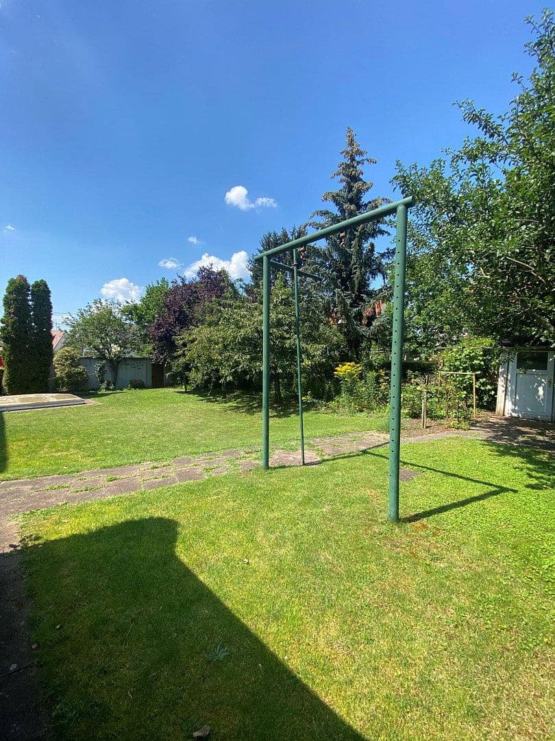 Predaj domu 570 m², pozemek 1.100 m², Schwaikheim, Bádensko-Wurttembersko Predaj domu 570 m², pozemek 1.100 m², Schwaikheim, Bádensko-Wurttembersko