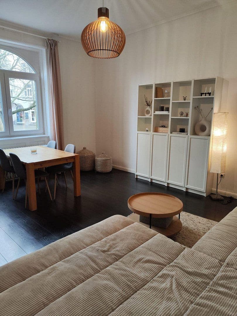 Predaj bytu 4-izbový 105 m², Stuttgart, Bádensko-Wurttembersko Predaj bytu 4-izbový 105 m², Stuttgart, Bádensko-Wurttembersko