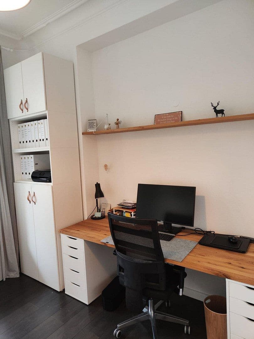 Predaj bytu 4-izbový 105 m², Stuttgart, Bádensko-Wurttembersko Predaj bytu 4-izbový 105 m², Stuttgart, Bádensko-Wurttembersko