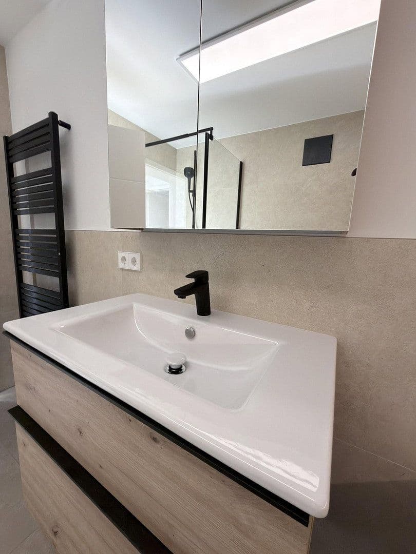 Predaj bytu 2-izbový 55 m², Lugstr., Pirna, Sasko Predaj bytu 2-izbový 55 m², Lugstr., Pirna, Sasko