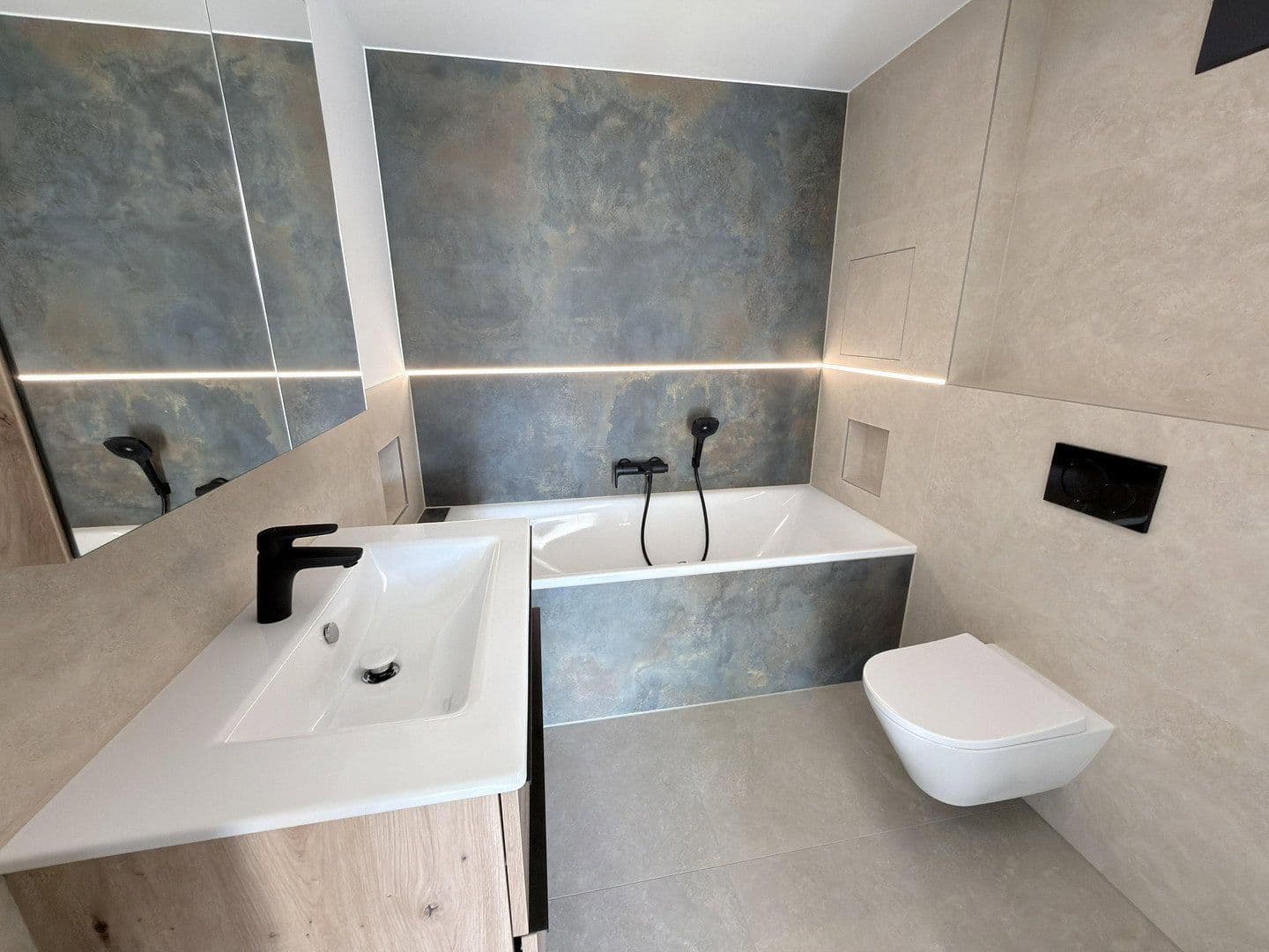 Predaj bytu 2-izbový 55 m², Lugstr., Pirna, Sasko Predaj bytu 2-izbový 55 m², Lugstr., Pirna, Sasko