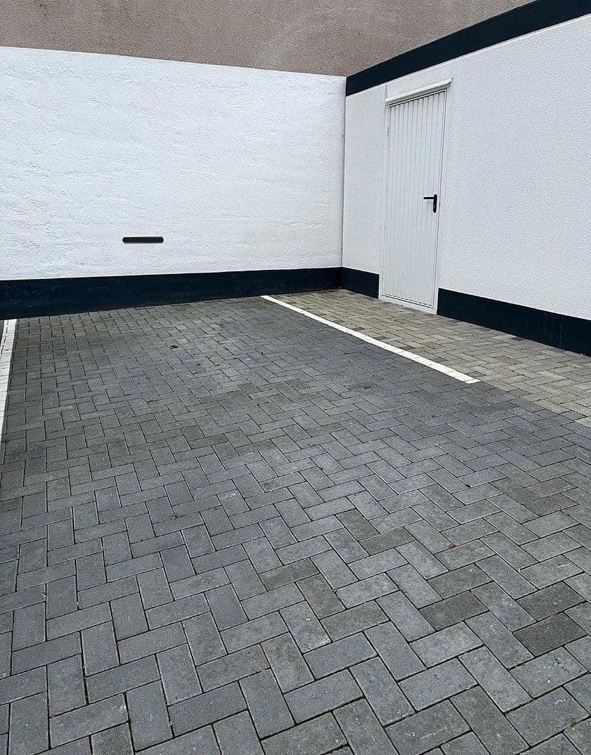 Prenájom bytu 3-izbový 80 m², Andernach, Porýnie-Falcko Prenájom bytu 3-izbový 80 m², Andernach, Porýnie-Falcko