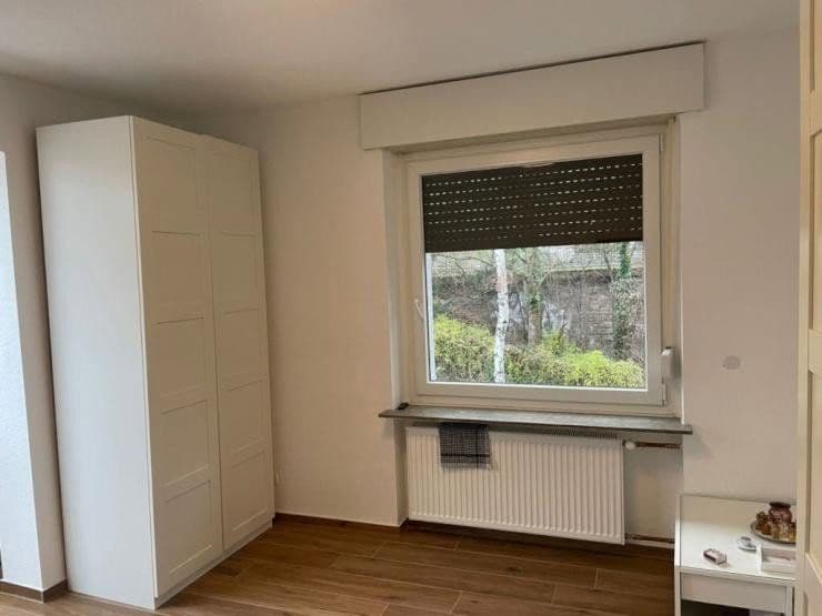 Prenájom bytu 4-izbový 100 m², Lengsdorfer Hauptstraße 97, Bonn, Severné Porýnie - Westfálsko Prenájom bytu 4-izbový 100 m², Lengsdorfer Hauptstraße 97, Bonn, Severné Porýnie - Westfálsko