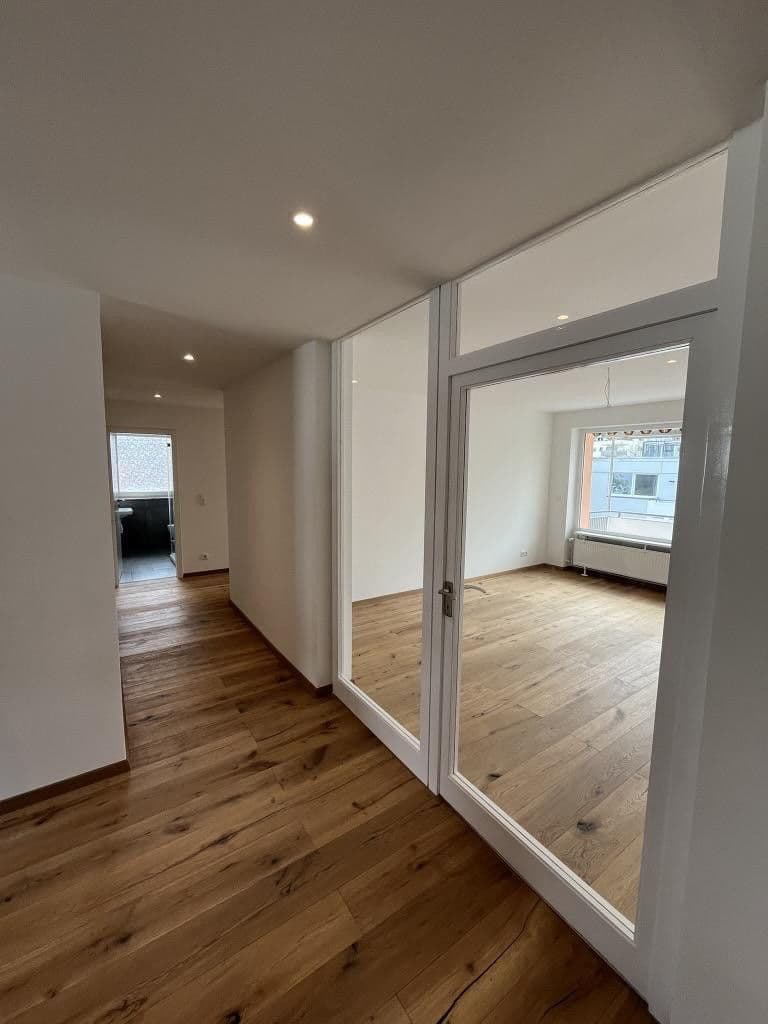 Prenájom bytu 4-izbový 93 m², Nürnberg, Bavorsko Prenájom bytu 4-izbový 93 m², Nürnberg, Bavorsko