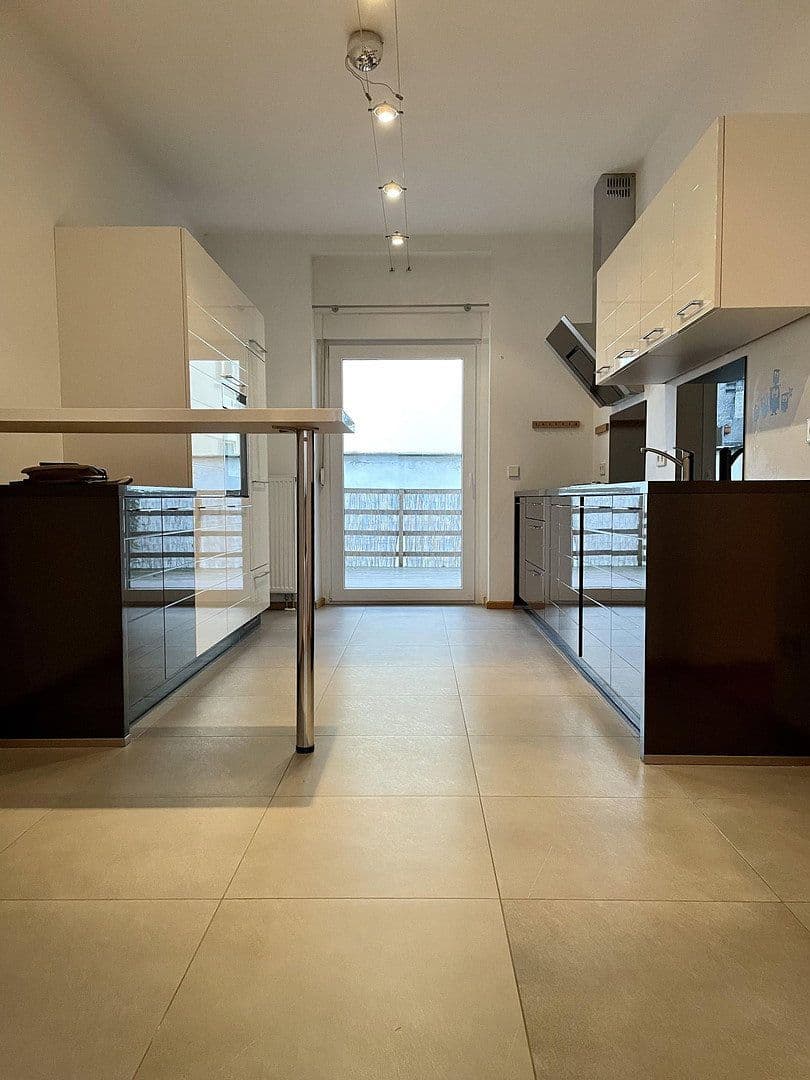 Prenájom bytu 2-izbový 78 m², Bingen am Rhein, Porýnie-Falcko Prenájom bytu 2-izbový 78 m², Bingen am Rhein, Porýnie-Falcko