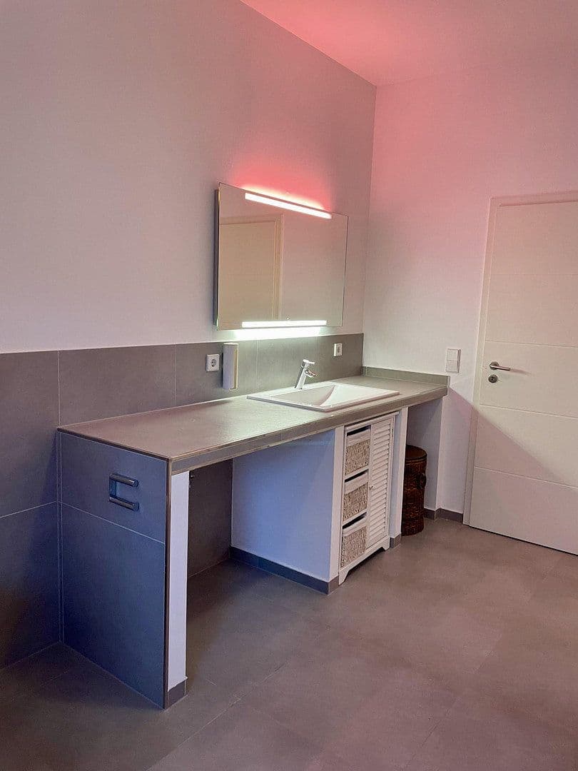 Prenájom bytu 2-izbový 78 m², Bingen am Rhein, Porýnie-Falcko Prenájom bytu 2-izbový 78 m², Bingen am Rhein, Porýnie-Falcko