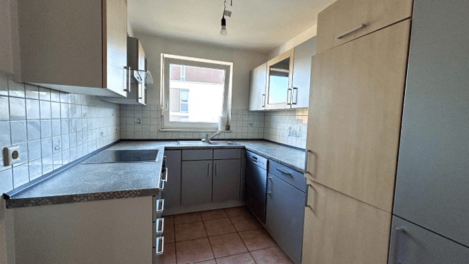 Prenájom bytu 3-izbový 82 m², Heilbronn, Bádensko-Wurttembersko Prenájom bytu 3-izbový 82 m², Heilbronn, Bádensko-Wurttembersko