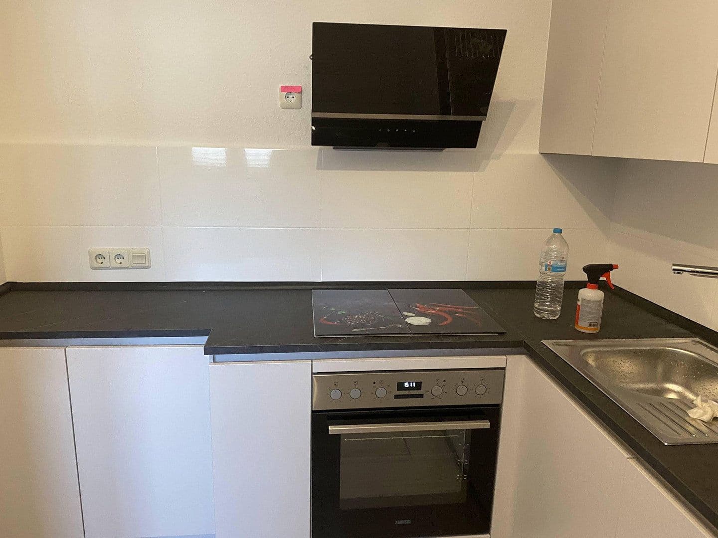 Prenájom bytu 3-izbový 66 m², Petersstrasse 59, Krefeld, Severné Porýnie - Westfálsko Prenájom bytu 3-izbový 66 m², Petersstrasse 59, Krefeld, Severné Porýnie - Westfálsko