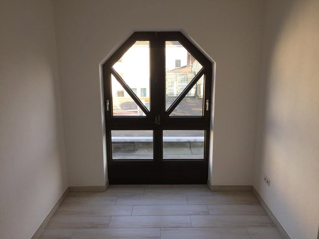 Prenájom bytu 3-izbový 66 m², Petersstrasse 59, Krefeld, Severné Porýnie - Westfálsko Prenájom bytu 3-izbový 66 m², Petersstrasse 59, Krefeld, Severné Porýnie - Westfálsko