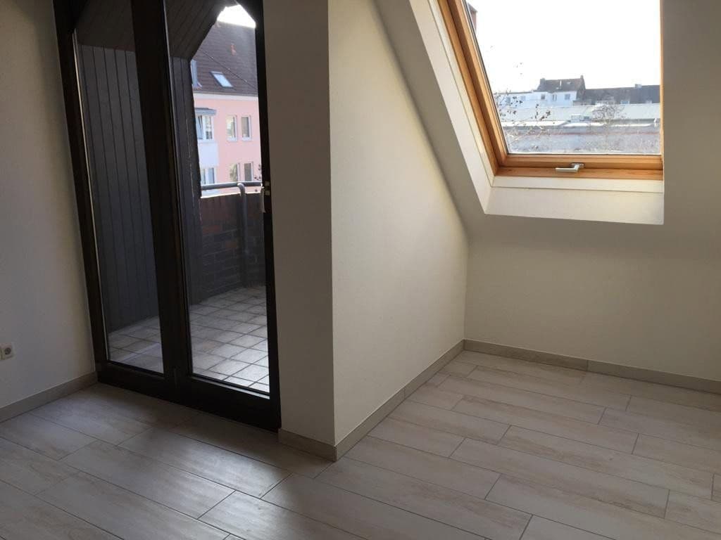 Prenájom bytu 3-izbový 66 m², Petersstrasse 59, Krefeld, Severné Porýnie - Westfálsko Prenájom bytu 3-izbový 66 m², Petersstrasse 59, Krefeld, Severné Porýnie - Westfálsko