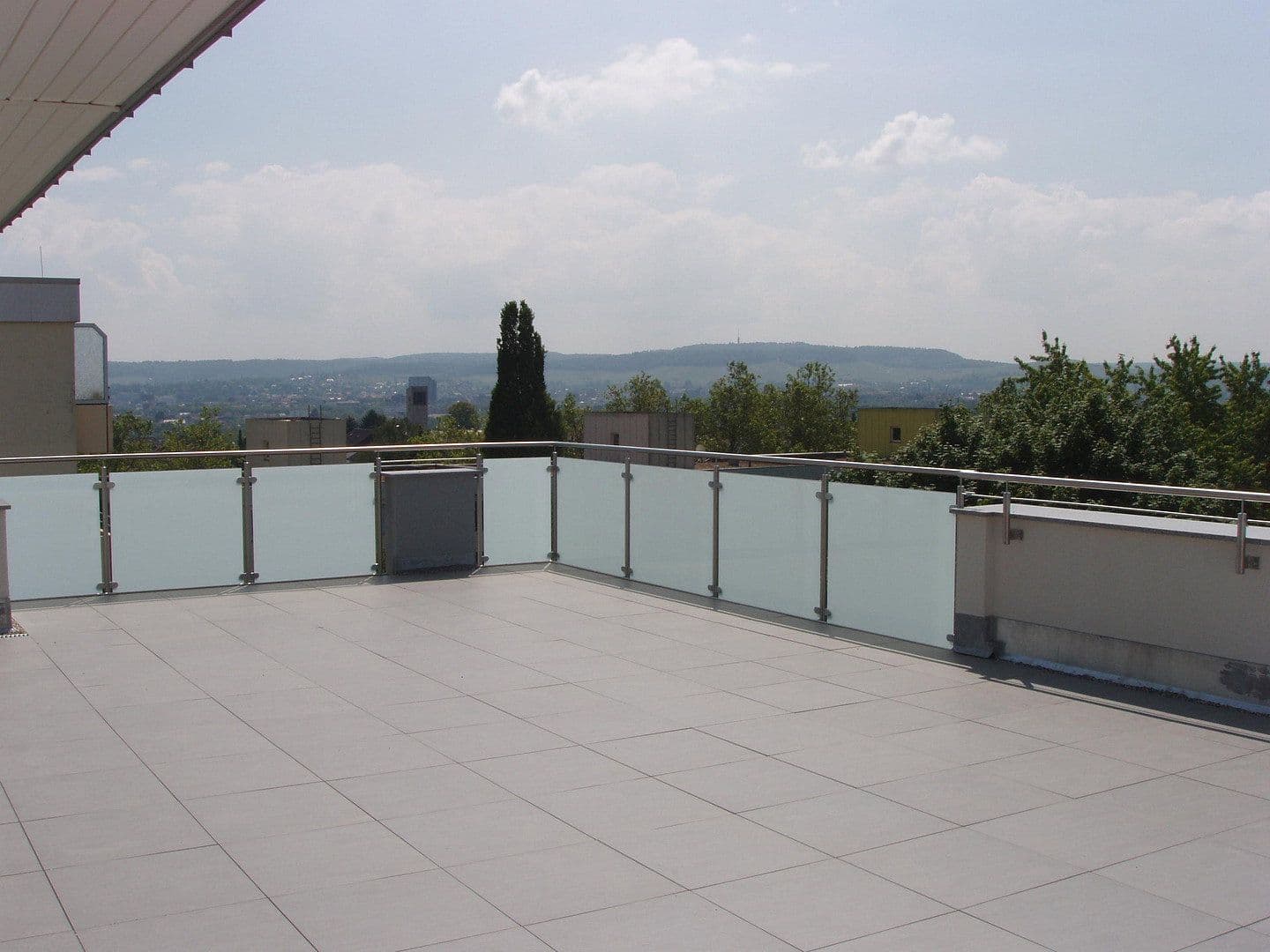 Prenájom bytu 4-izbový 140 m², Pfaffenhofener Straße 10, Heilbronn Böckingen, Bádensko-Wurttembersko Prenájom bytu 4-izbový 140 m², Pfaffenhofener Straße 10, Heilbronn Böckingen, Bádensko-Wurttembersko