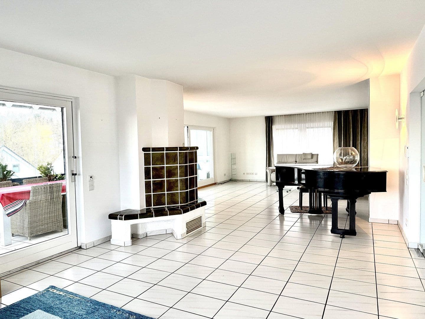 Predaj domu 270 m², pozemek 776 m², Weisenheim am Berg, Porýnie-Falcko Predaj domu 270 m², pozemek 776 m², Weisenheim am Berg, Porýnie-Falcko