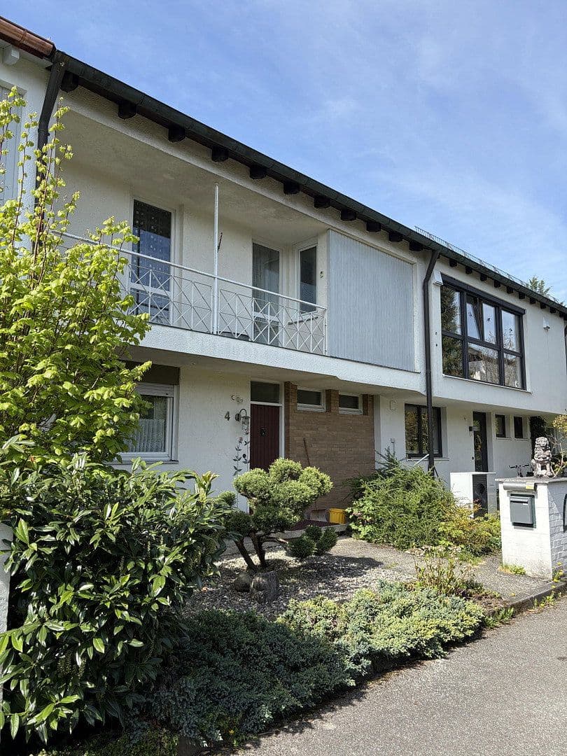 Predaj domu 144 m², pozemek 314 m², Krailling, Bavorsko Predaj domu 144 m², pozemek 314 m², Krailling, Bavorsko