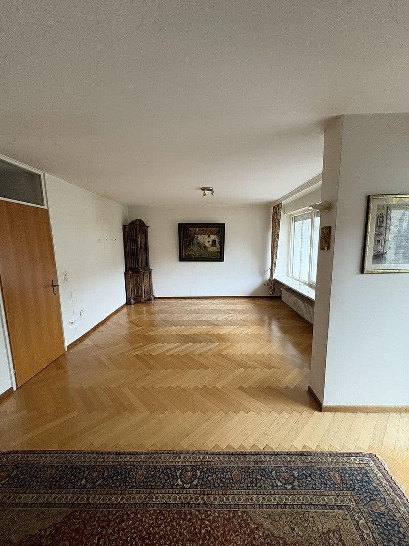 Predaj domu 144 m², pozemek 314 m², Krailling, Bavorsko Predaj domu 144 m², pozemek 314 m², Krailling, Bavorsko