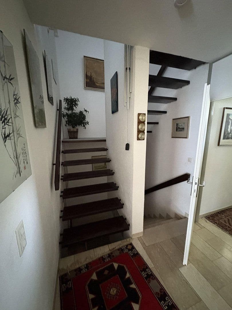 Predaj domu 144 m², pozemek 314 m², Krailling, Bavorsko Predaj domu 144 m², pozemek 314 m², Krailling, Bavorsko