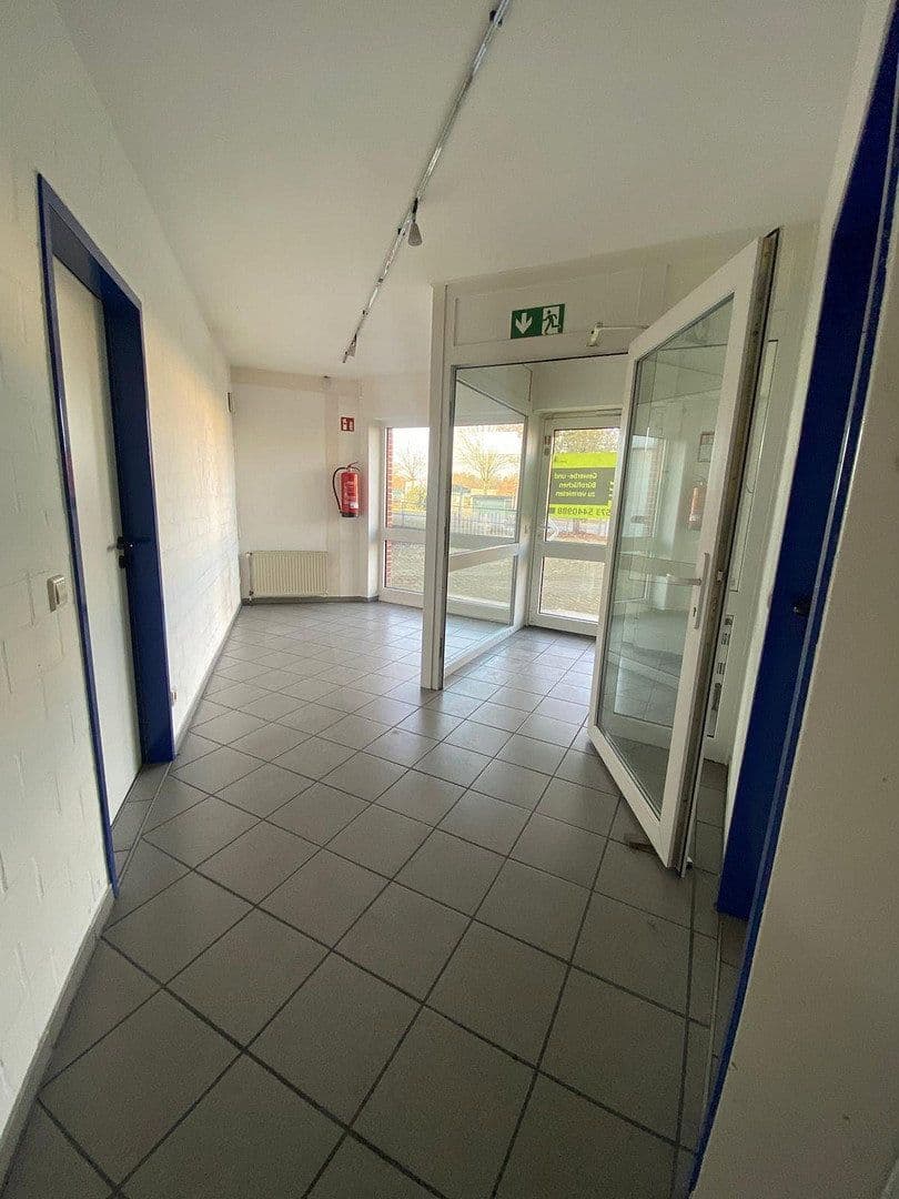 Prenájom nebytového priestoru 442 m², Daimlerstraße 5-8, Hörstel, Severné Porýnie - Westfálsko Prenájom nebytového priestoru 442 m², Daimlerstraße 5-8, Hörstel, Severné Porýnie - Westfálsko