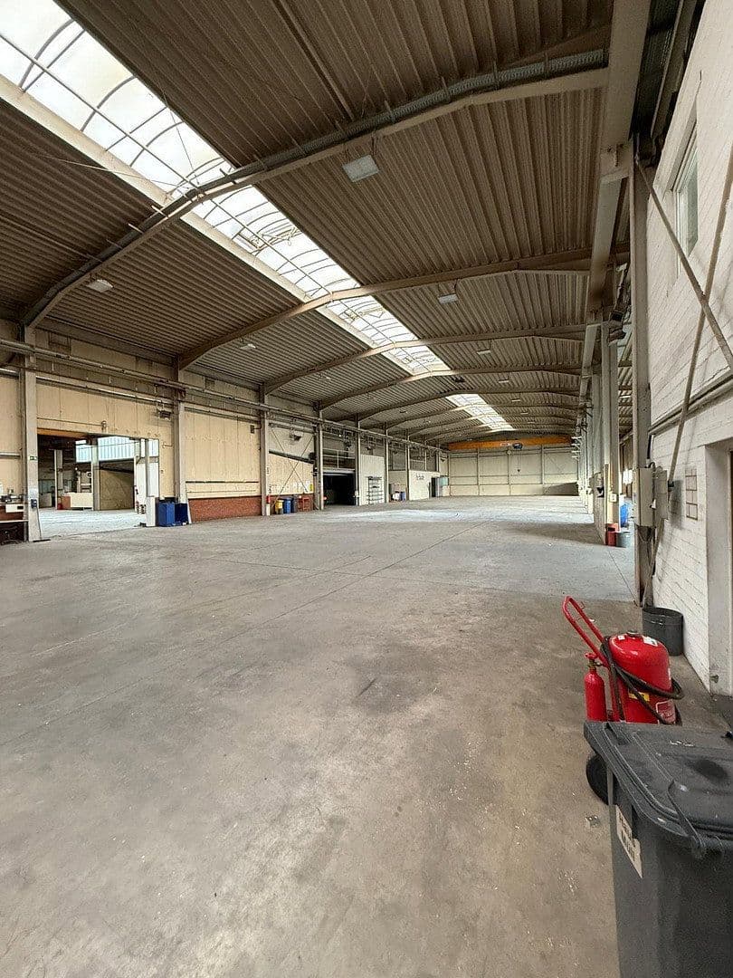 Prenájom nebytového priestoru 1.833 m², Daimlerstraße 5-8, Hörstel, Severné Porýnie - Westfálsko Prenájom nebytového priestoru 1.833 m², Daimlerstraße 5-8, Hörstel, Severné Porýnie - Westfálsko