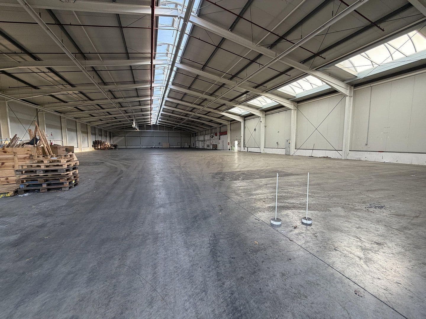 Prenájom nebytového priestoru 2.267 m², Daimlerstraße 5-8, Hörstel, Severné Porýnie - Westfálsko Prenájom nebytového priestoru 2.267 m², Daimlerstraße 5-8, Hörstel, Severné Porýnie - Westfálsko