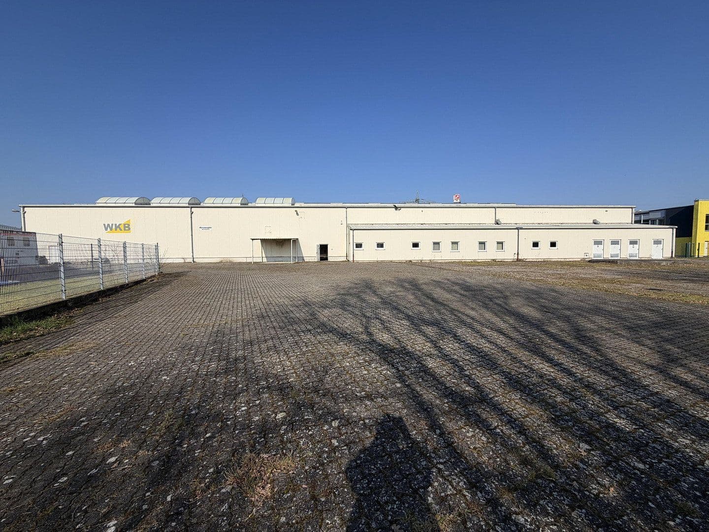 Prenájom nebytového priestoru 2.267 m², Daimlerstraße 5-8, Hörstel, Severné Porýnie - Westfálsko Prenájom nebytového priestoru 2.267 m², Daimlerstraße 5-8, Hörstel, Severné Porýnie - Westfálsko