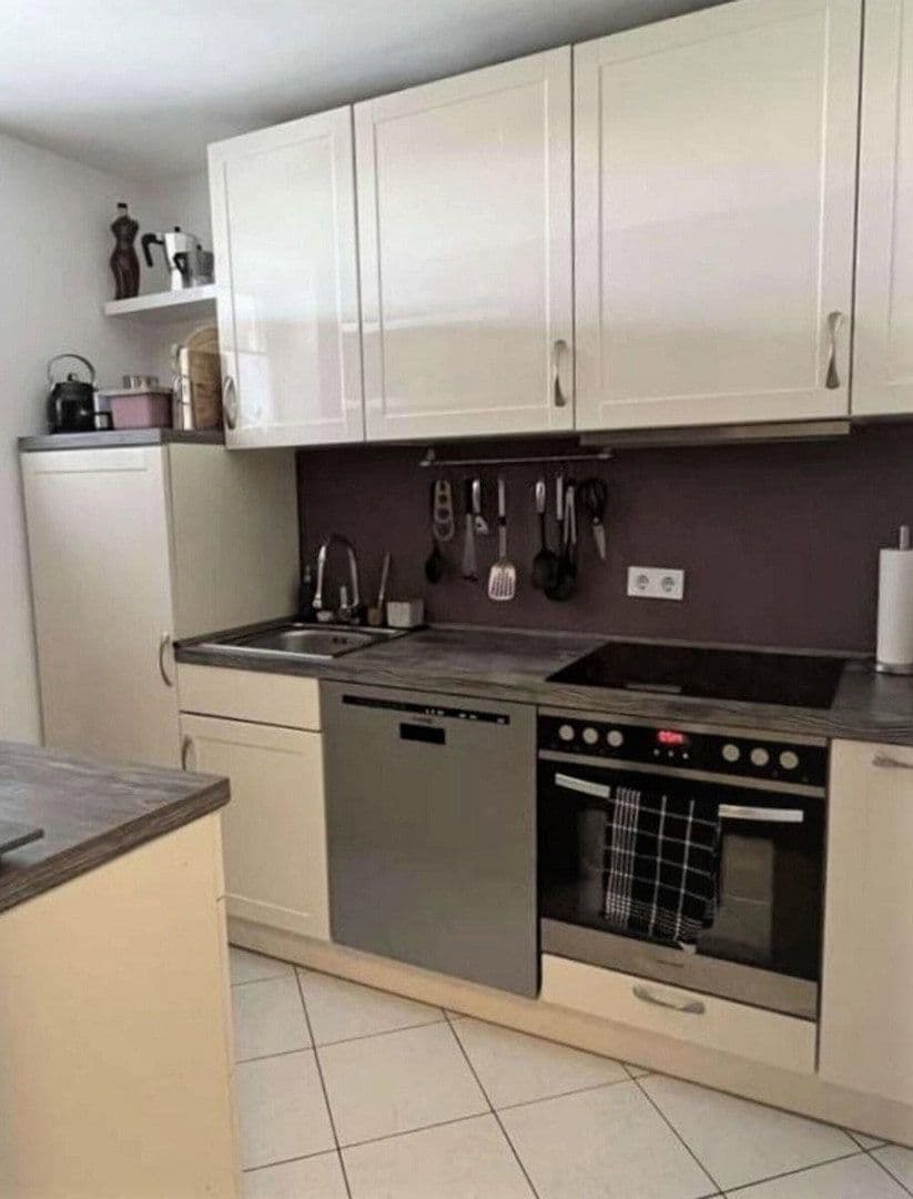 Prenájom bytu 2-izbový 38 m², Melker Gasse 13/3, Baden, Dolné Rakúsko Prenájom bytu 2-izbový 38 m², Melker Gasse 13/3, Baden, Dolné Rakúsko