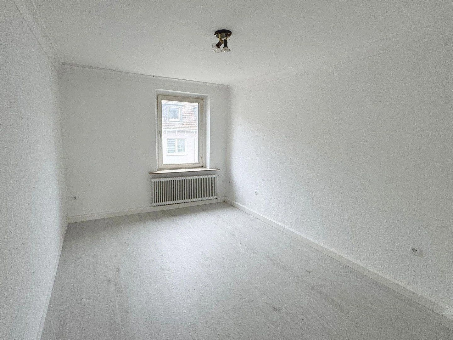 Prenájom bytu 5-izbový 120 m², Herne, Severné Porýnie - Westfálsko Prenájom bytu 5-izbový 120 m², Herne, Severné Porýnie - Westfálsko