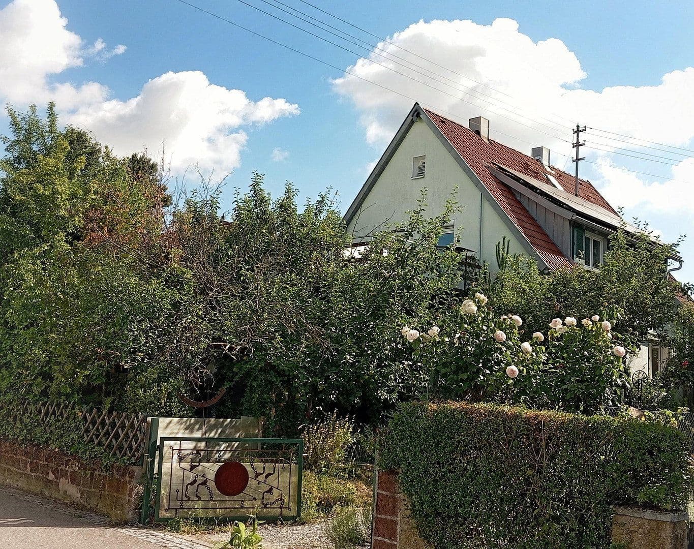 Predaj domu 136 m², pozemek 443 m², Brackenheim, Bádensko-Wurttembersko Predaj domu 136 m², pozemek 443 m², Brackenheim, Bádensko-Wurttembersko