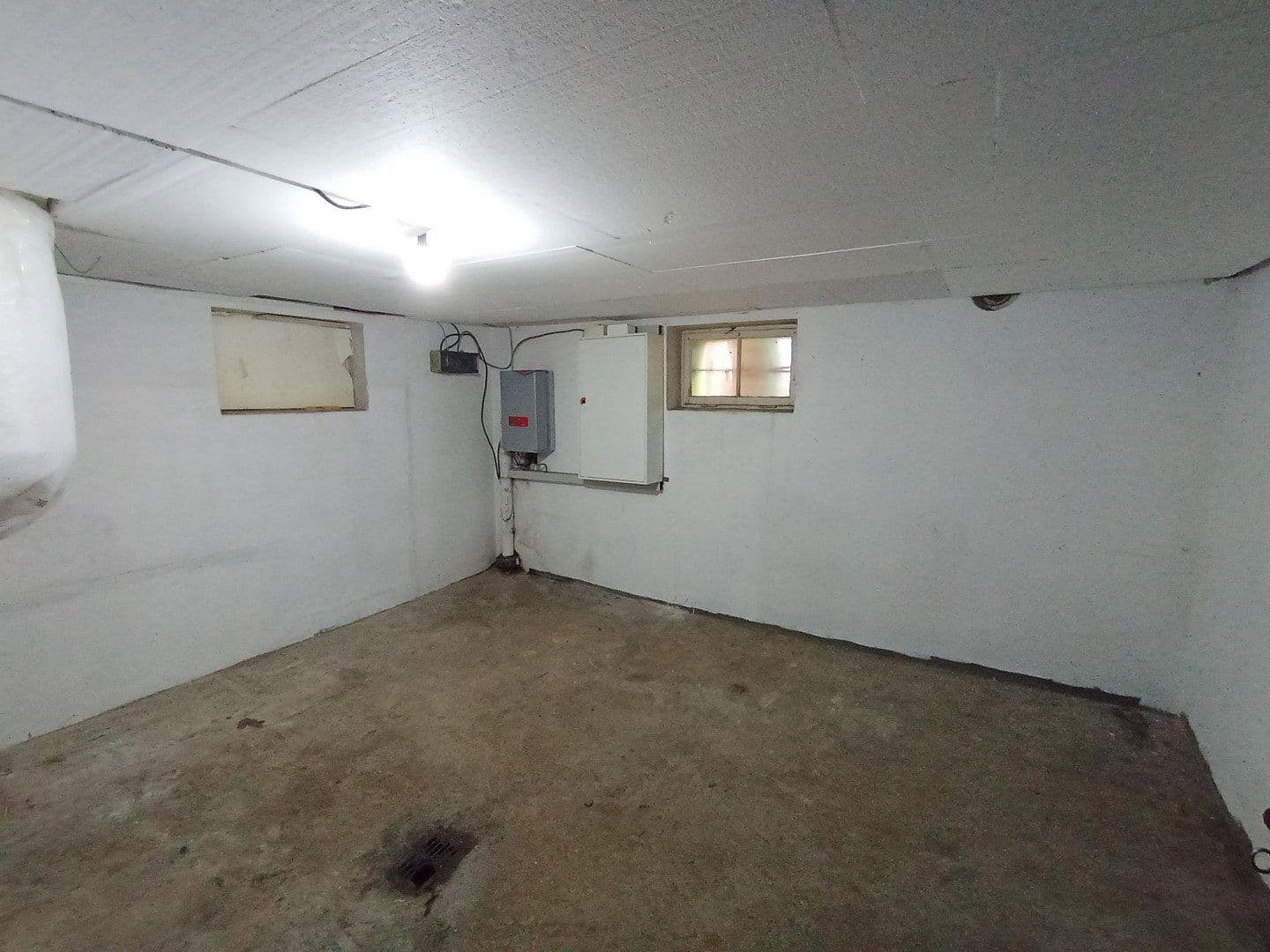 Predaj domu 136 m², pozemek 443 m², Brackenheim, Bádensko-Wurttembersko Predaj domu 136 m², pozemek 443 m², Brackenheim, Bádensko-Wurttembersko