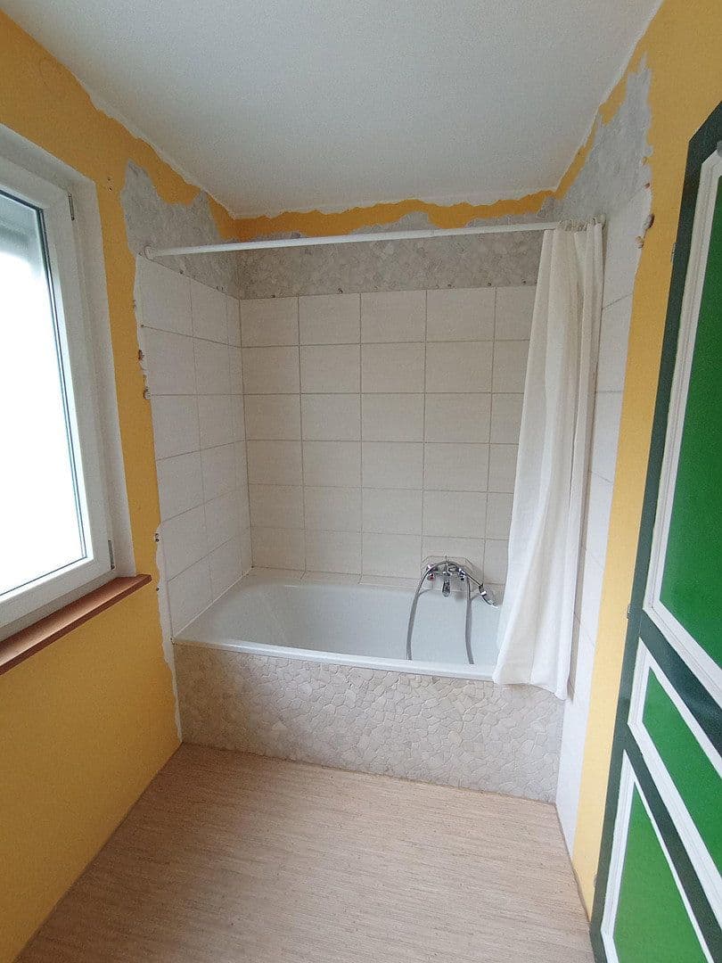 Predaj domu 136 m², pozemek 443 m², Brackenheim, Bádensko-Wurttembersko Predaj domu 136 m², pozemek 443 m², Brackenheim, Bádensko-Wurttembersko