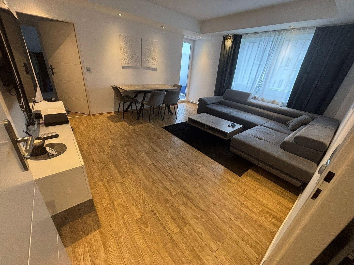 Predaj bytu 3-izbový 63 m², Kelkheim (Taunus), Hesensko Predaj bytu 3-izbový 63 m², Kelkheim (Taunus), Hesensko