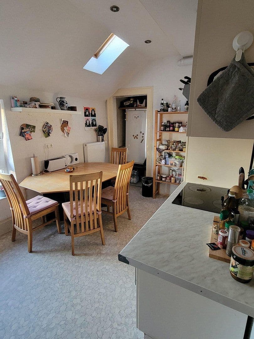 Predaj bytu 7-izbový 130 m², Marburg, Hesensko Predaj bytu 7-izbový 130 m², Marburg, Hesensko