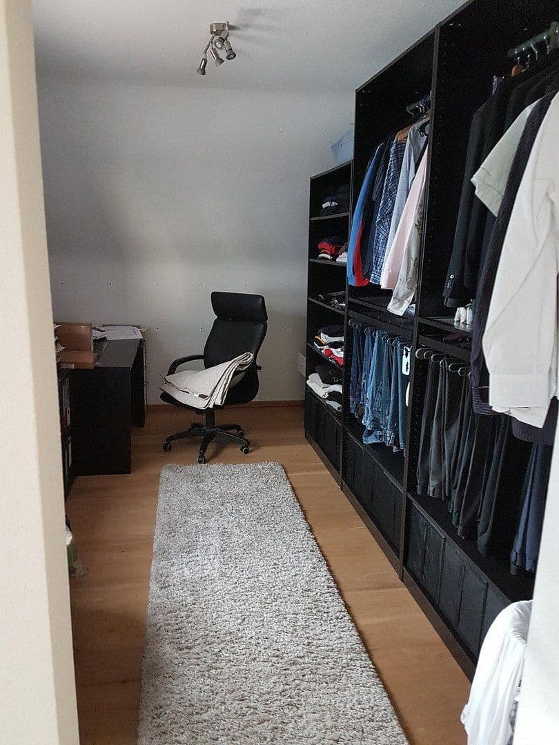 Predaj domu 183 m², pozemek 590 m², Obertshausen, Hesensko Predaj domu 183 m², pozemek 590 m², Obertshausen, Hesensko