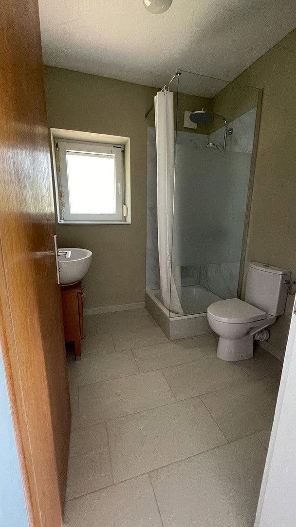 Predaj domu 248 m², pozemek 998 m², Krautgartenweg 3, Neckargemünd, Bádensko-Wurttembersko Predaj domu 248 m², pozemek 998 m², Krautgartenweg 3, Neckargemünd, Bádensko-Wurttembersko