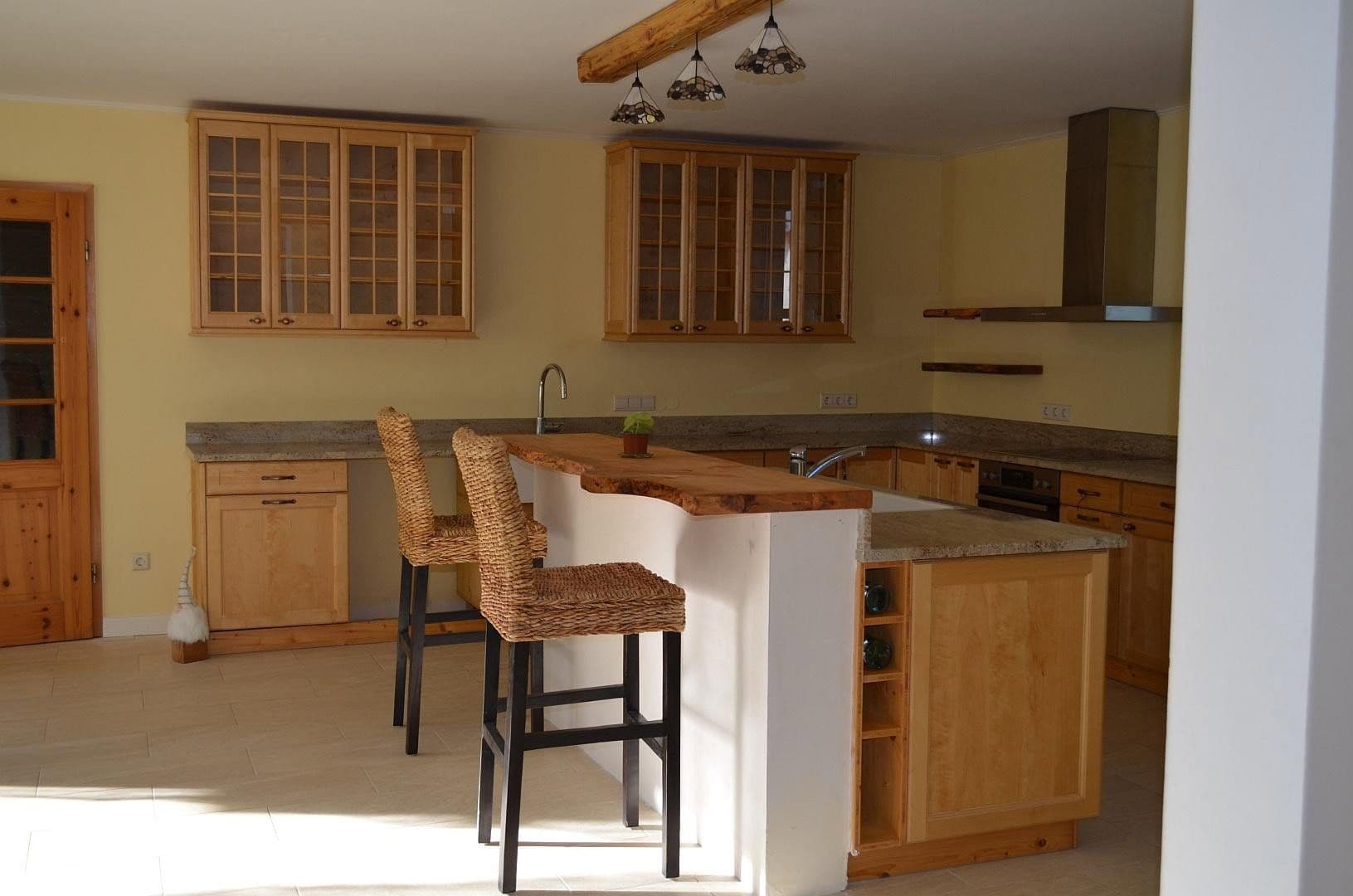 Predaj domu 248 m², pozemek 998 m², Krautgartenweg 3, Neckargemünd, Bádensko-Wurttembersko Predaj domu 248 m², pozemek 998 m², Krautgartenweg 3, Neckargemünd, Bádensko-Wurttembersko