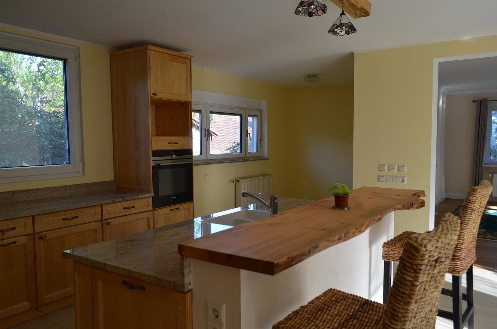 Predaj domu 248 m², pozemek 998 m², Krautgartenweg 3, Neckargemünd, Bádensko-Wurttembersko Predaj domu 248 m², pozemek 998 m², Krautgartenweg 3, Neckargemünd, Bádensko-Wurttembersko