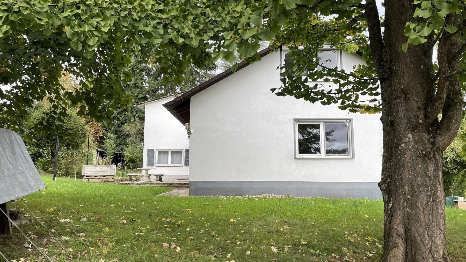 Predaj domu 248 m², pozemek 998 m², Krautgartenweg 3, Neckargemünd, Bádensko-Wurttembersko Predaj domu 248 m², pozemek 998 m², Krautgartenweg 3, Neckargemünd, Bádensko-Wurttembersko