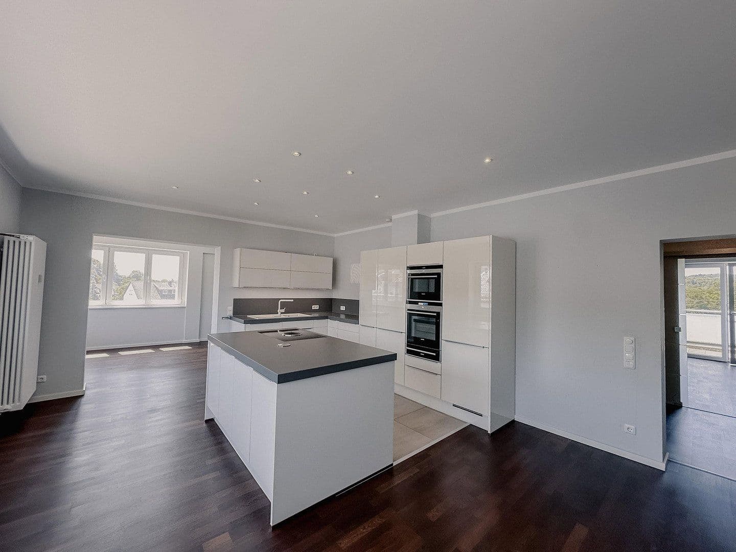 Predaj bytu 5-izbový 236 m², Creidlitzer Straße 60, Coburg, Bavorsko Predaj bytu 5-izbový 236 m², Creidlitzer Straße 60, Coburg, Bavorsko