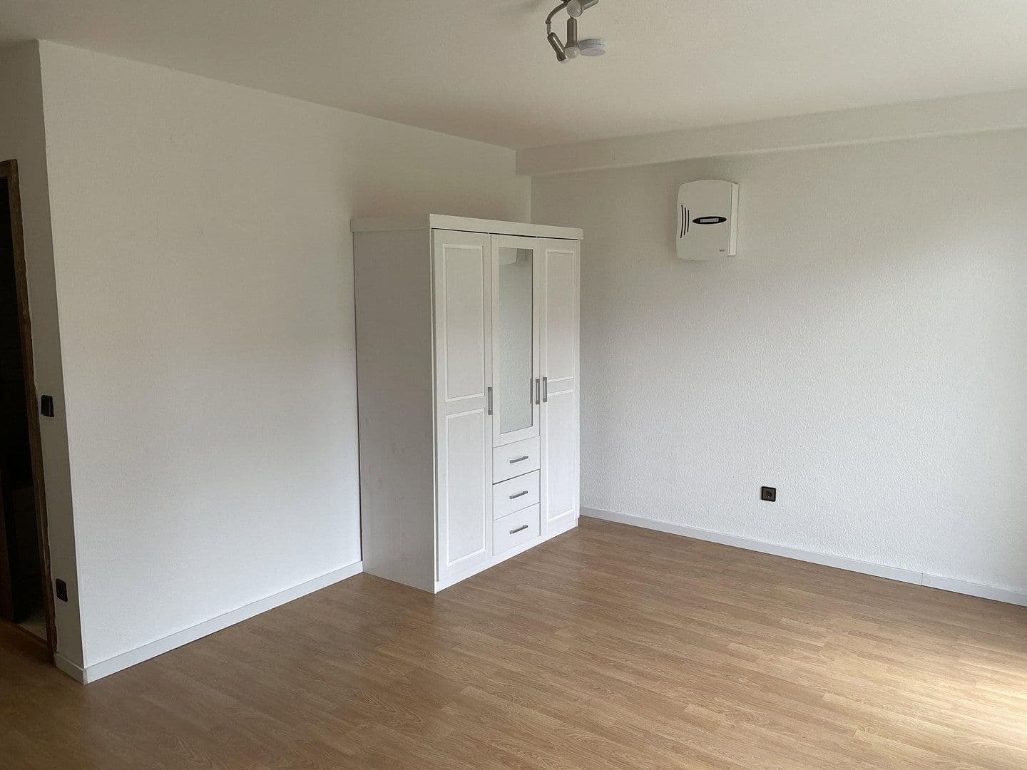 Prenájom bytu 1-izbový 27 m², Rudolf-Diesel-Strasse 12, Hösbach, Bavorsko Prenájom bytu 1-izbový 27 m², Rudolf-Diesel-Strasse 12, Hösbach, Bavorsko