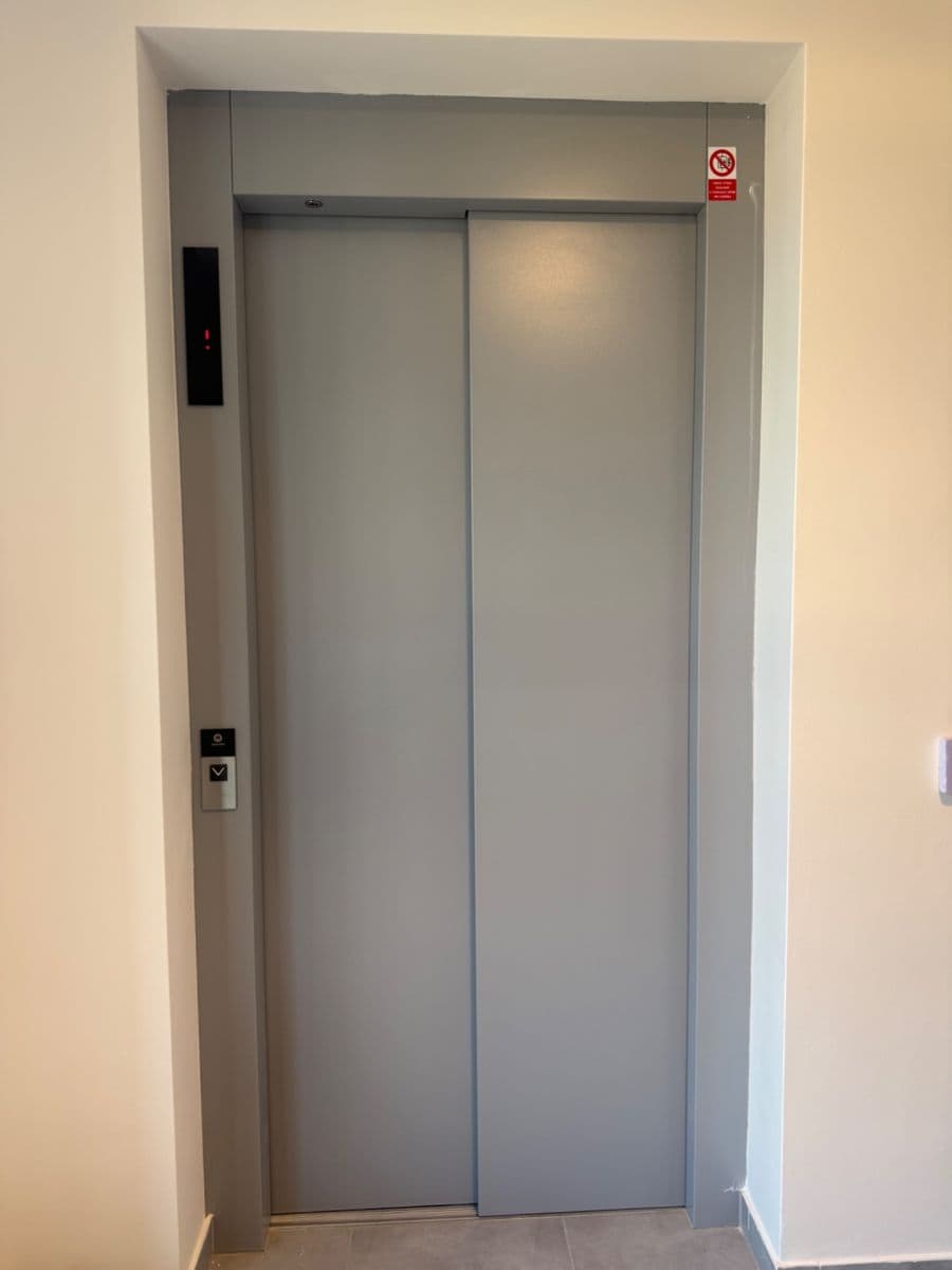 Prenájom bytu 1-izbový 36 m², Bukačova, Praha, Praha Prenájom bytu 1-izbový 36 m², Bukačova, Praha, Praha