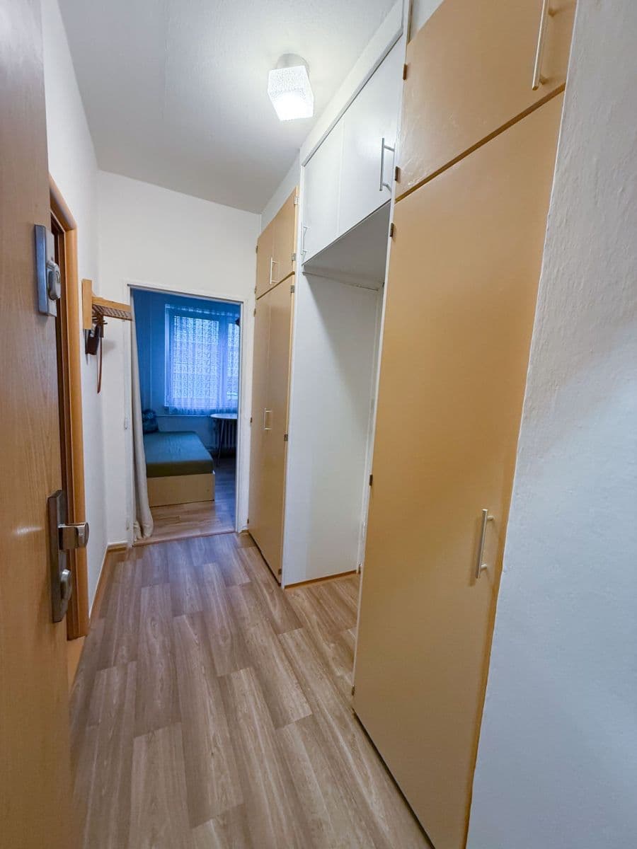 Prenájom bytu 1-izbový 36 m², Staňkova, Ostrava, Moravskoslezský kraj Prenájom bytu 1-izbový 36 m², Staňkova, Ostrava, Moravskoslezský kraj