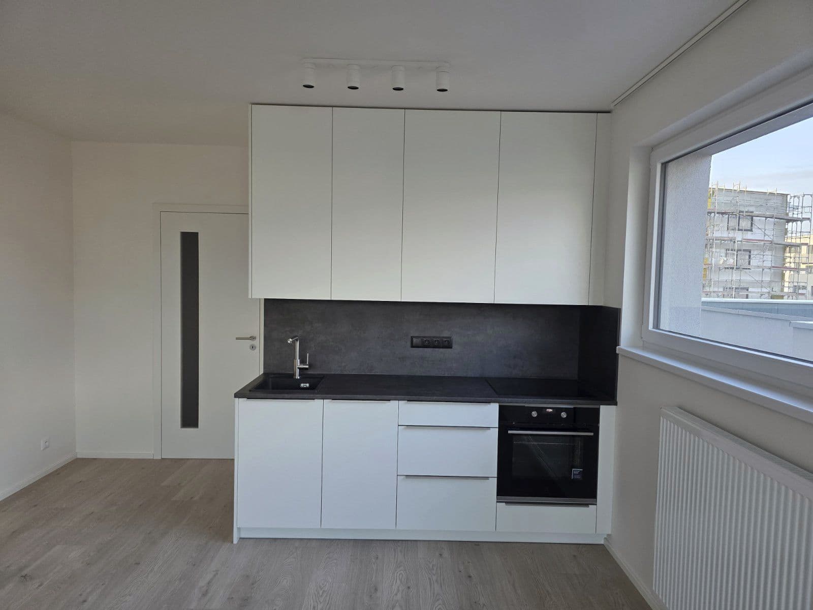 Prenájom bytu 1-izbový 32 m², Poděbradská, Praha, Praha Prenájom bytu 1-izbový 32 m², Poděbradská, Praha, Praha